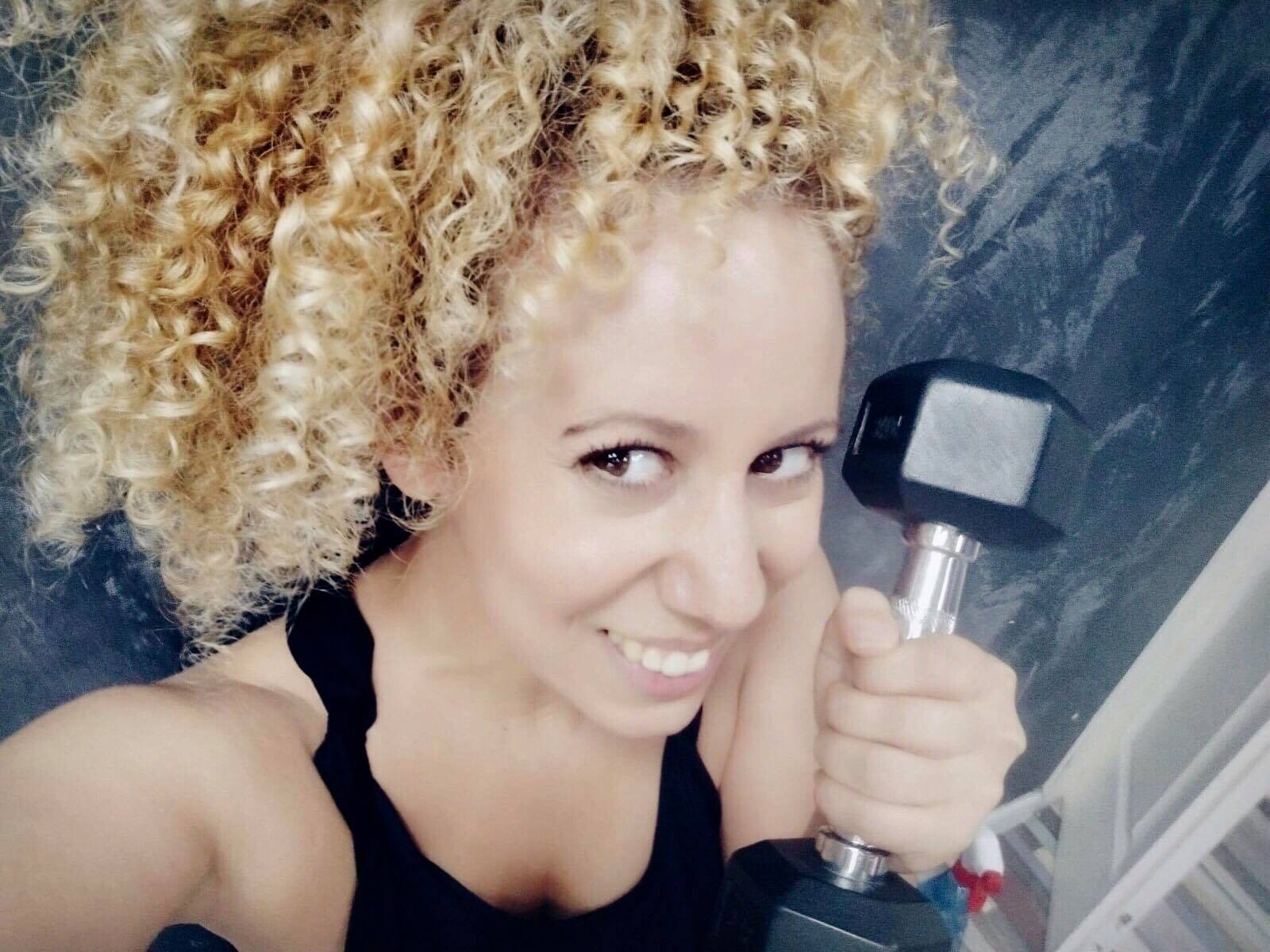 אימונים ותלתלים. אימבר כהן