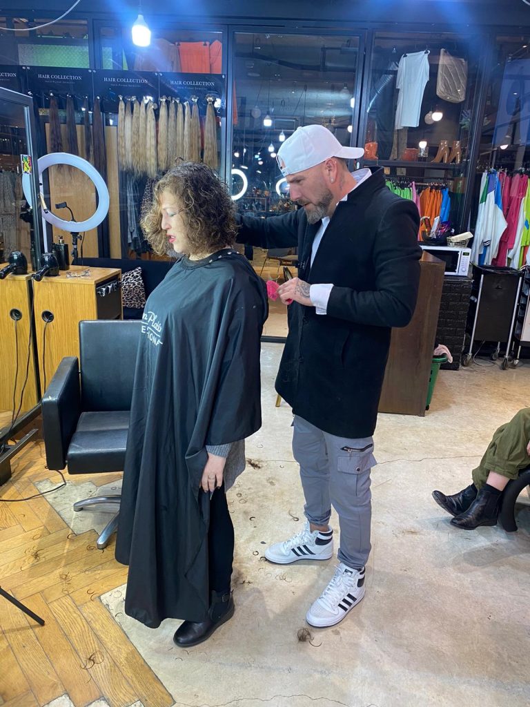 ניסו אשכנזי בסדנה למתולתלות ניסו אשכנזי בסדנה למתולתלות